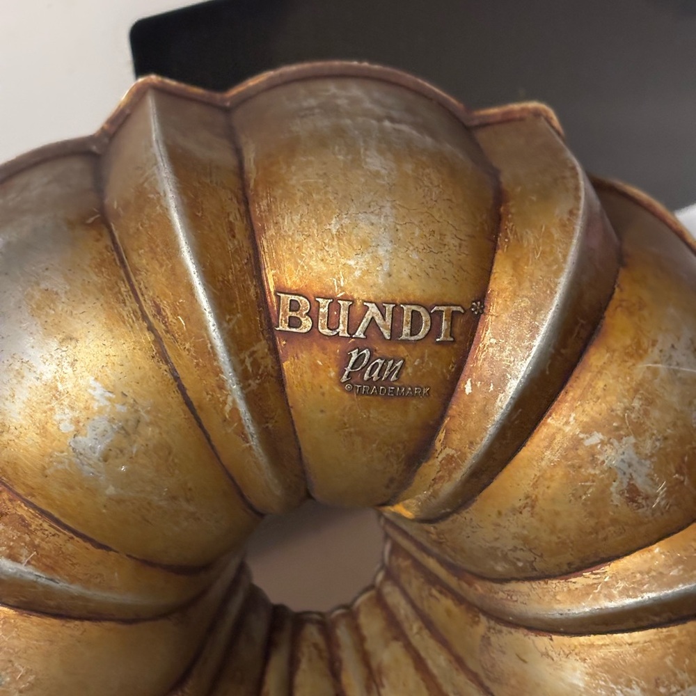 vintage Northland Aluminum Products cast aluminum Bundt pan - Picture 4 of 5